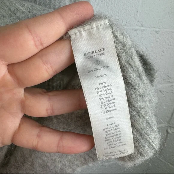 Everlane Alpaca Crew Neck Sweater M - Picture 4 of 6